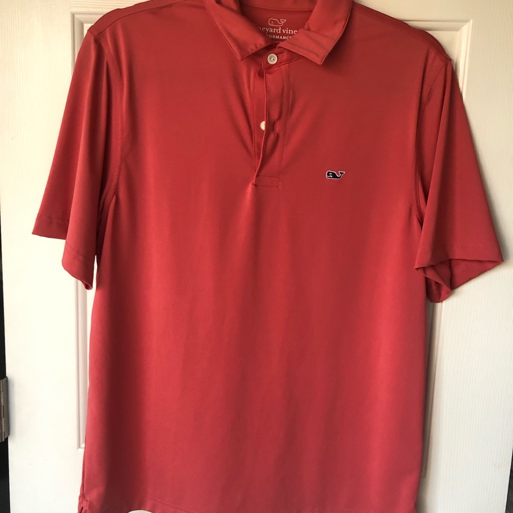 Beautiful Men’s Vineyard Vines Polo